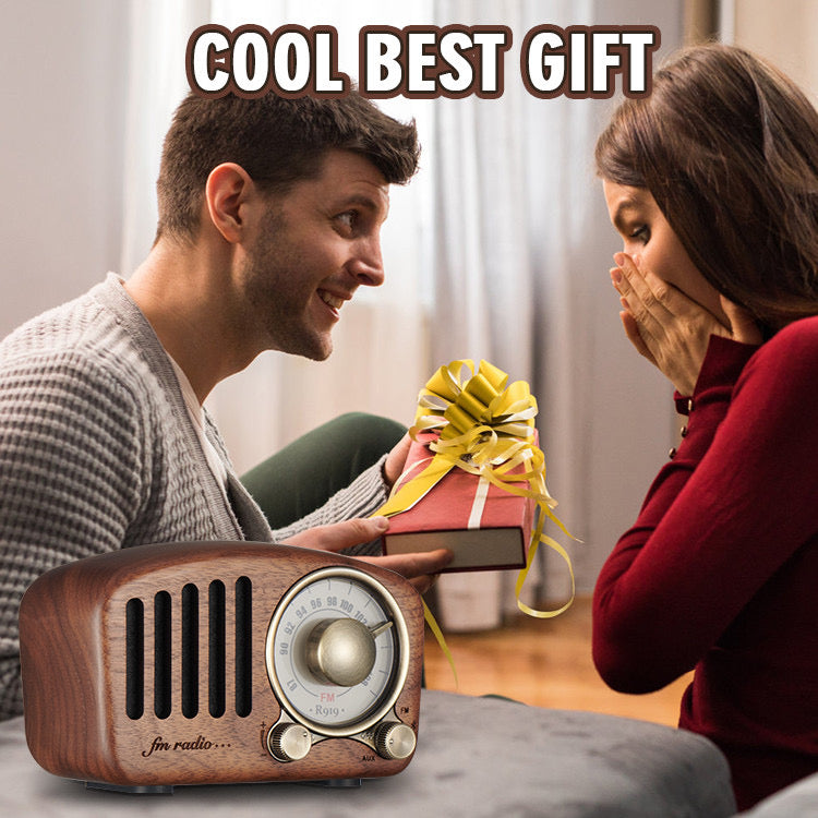 Vintage Walnut Wood Bluetooth Speaker Radio – Retro Design, Modern Sound